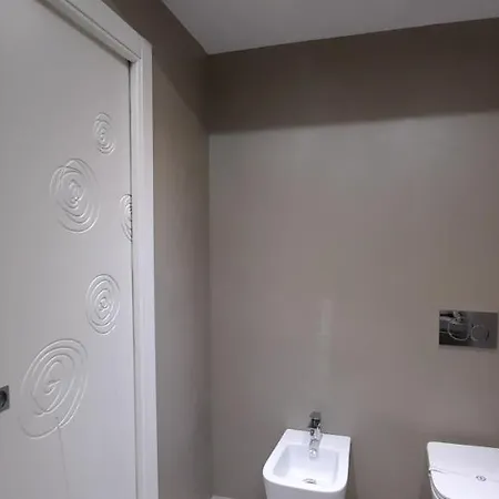 Ambrosia 马纳罗拉